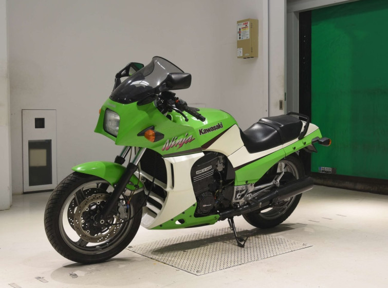 Мотоцикл Kawasaki GPZ900R з пробігом 12338 km