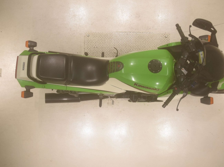 Мотоцикл Kawasaki GPZ900R з пробігом 12338 km