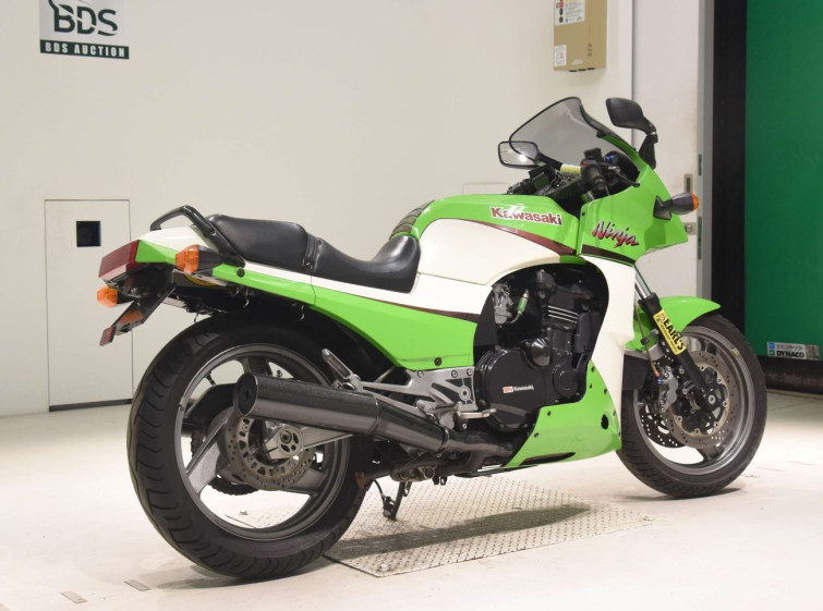 Мотоцикл Kawasaki GPZ900R з пробігом 12338 km