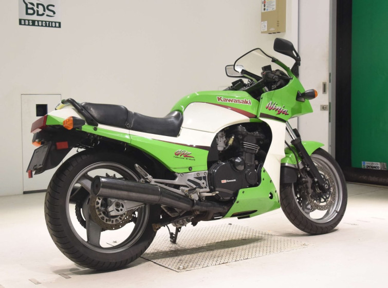 Мотоцикл Kawasaki GPZ900R с пробегом 33063 km