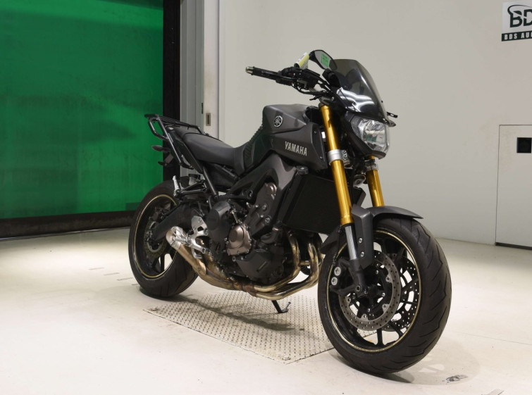 Мотоцикл Yamaha MT-09 с пробегом 23340 km
