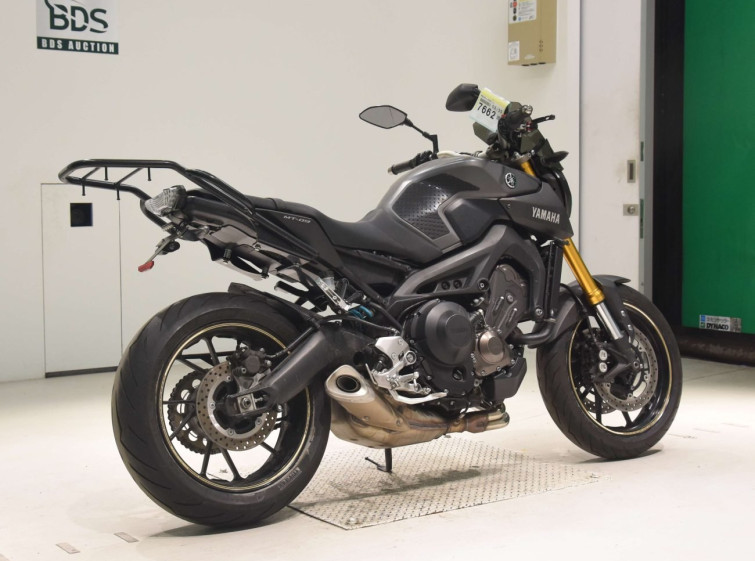 Мотоцикл Yamaha MT-09 с пробегом 23340 km