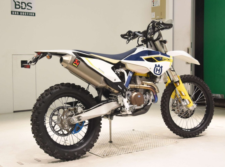 Мотоцикл Husqvarna FE250 с пробегом 696 km