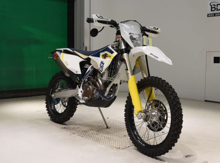 Мотоцикл Husqvarna FE250 с пробегом 696 km