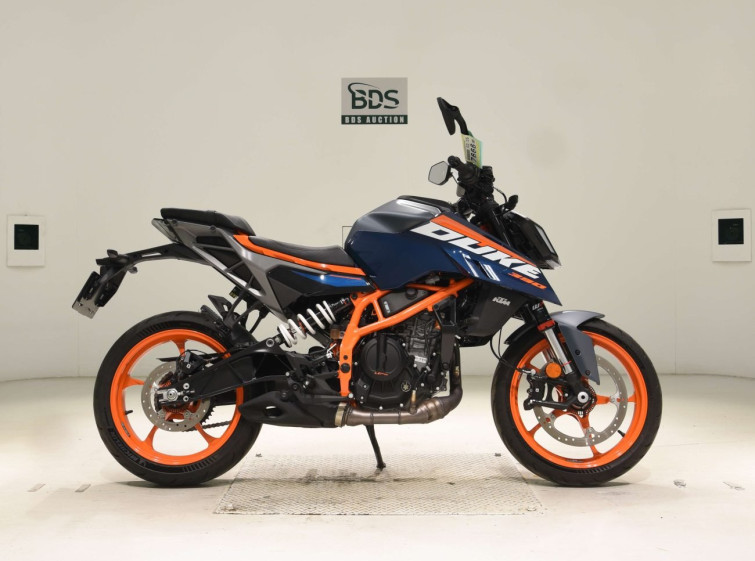 Мотоцикл KTM 390 DUKE с пробегом 1960 km