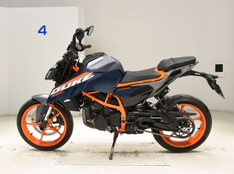 Мотоцикл KTM 390 DUKE с пробегом 1960 km