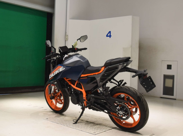 Мотоцикл KTM 390 DUKE с пробегом 1960 km