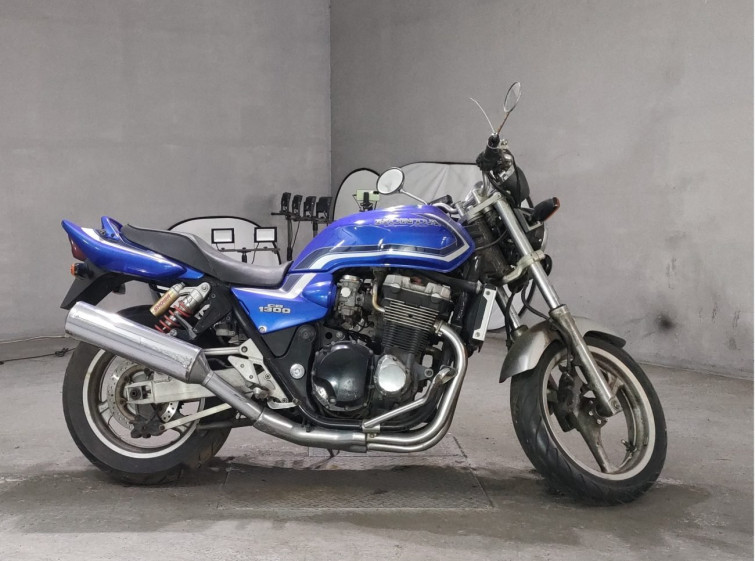 Мотоцикл Honda CB1300SF