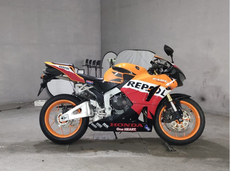 Мотоцикл Honda CBR600RR с пробегом 658 km