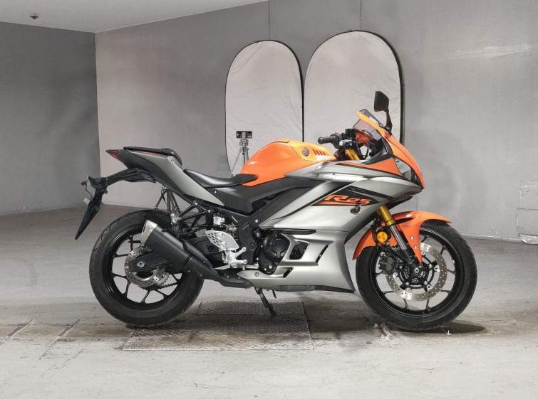 Мотоцикл Yamaha YZF-R25 с пробегом 7537 km