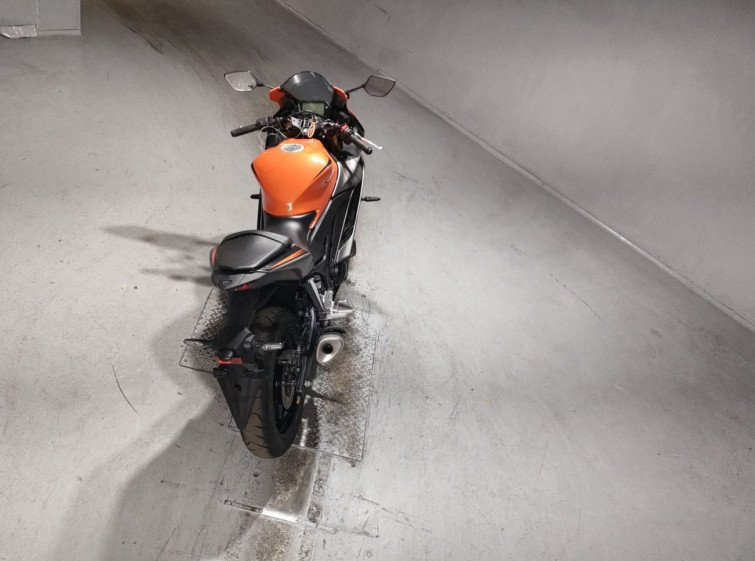 Мотоцикл Yamaha YZF-R25 с пробегом 7537 km