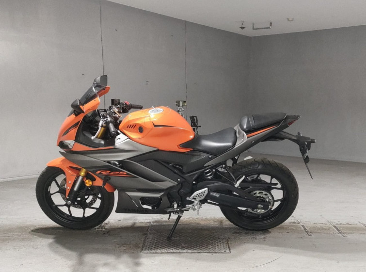 Мотоцикл Yamaha YZF-R25 с пробегом 7537 km