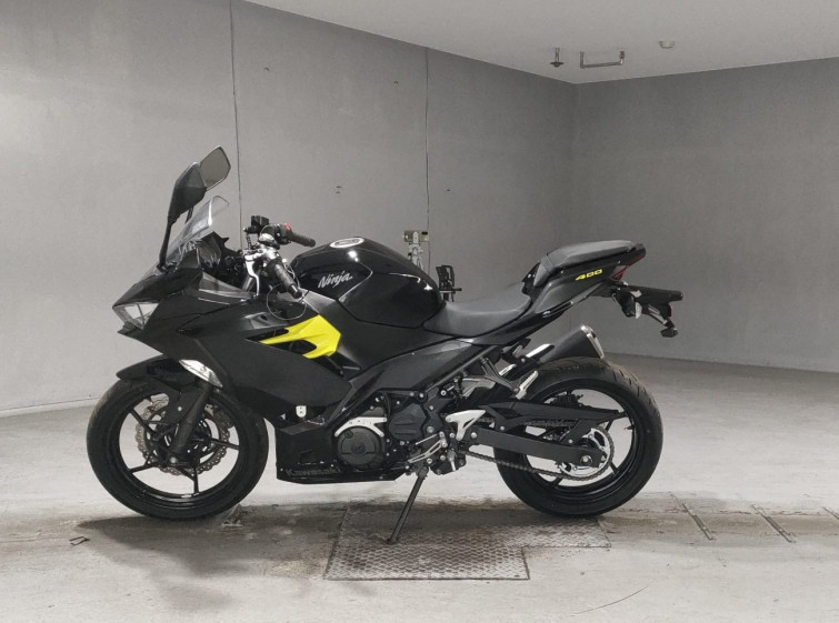 Мотоцикл Kawasaki NINJA400 с пробегом 7940 km