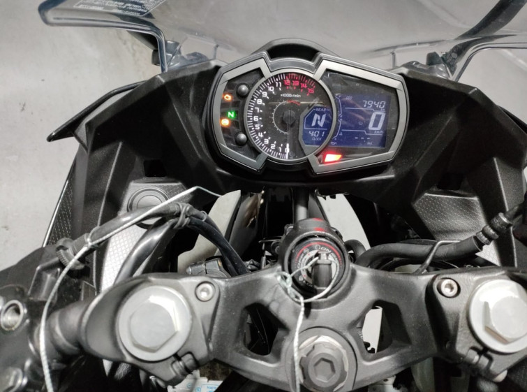 Мотоцикл Kawasaki NINJA400 с пробегом 7940 km