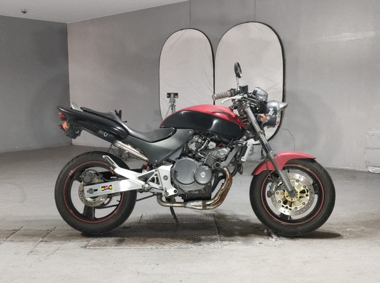 Мотоцикл Honda HORNET CB250F з пробігом 15594 km