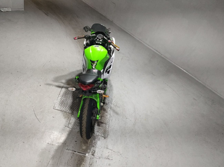 Мотоцикл Kawasaki NINJA250 з пробігом 22048 km