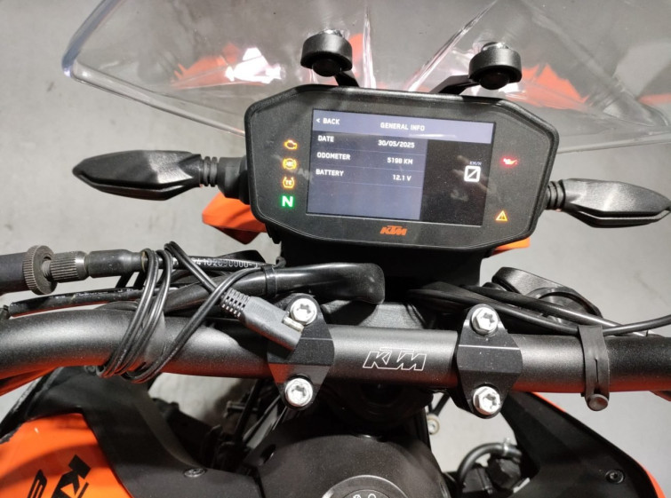 Мотоцикл KTM 890 DUKE с пробегом 5198 km