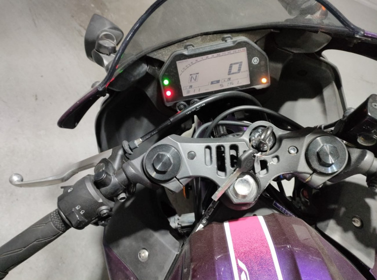Мотоцикл Yamaha YZF-R25 с пробегом 5161 km