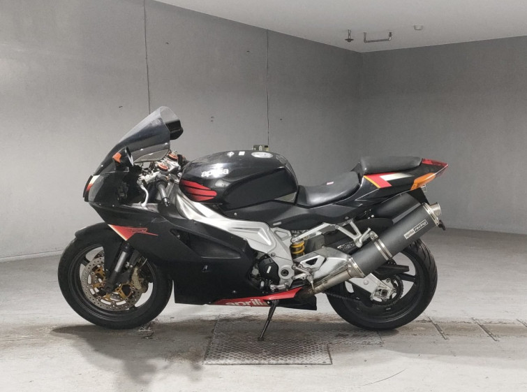Мотоцикл Aprilia RSV1000R с пробегом 11 km