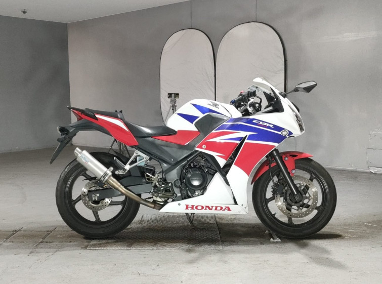 Мотоцикл Honda CBR250R с пробегом 108790 km