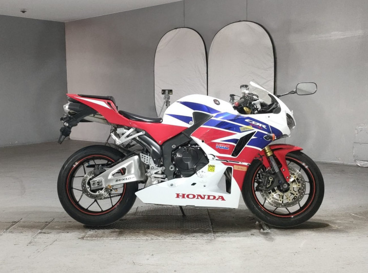 Мотоцикл Honda CBR600RR с пробегом 110774 km