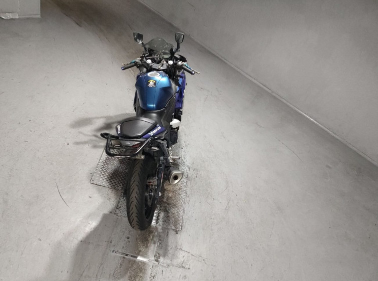 Мотоцикл Yamaha YZF-R25 с пробегом 42443 km