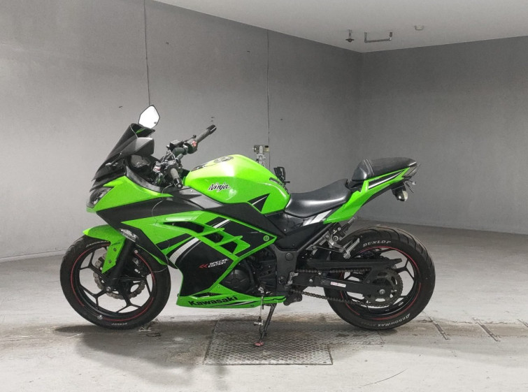Мотоцикл Kawasaki NINJA250 з пробігом 23879 km