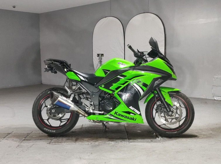 Мотоцикл Kawasaki NINJA250 з пробігом 23879 km