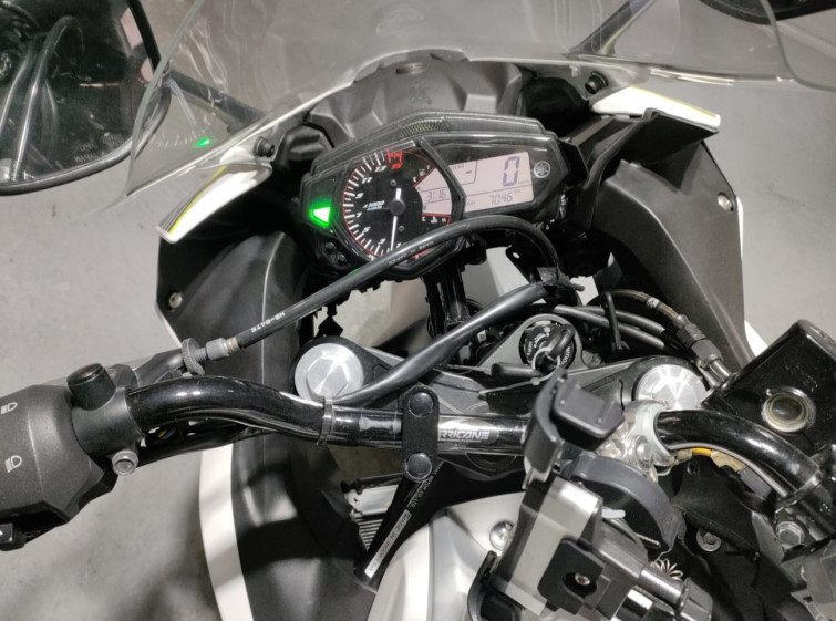 Мотоцикл Yamaha YZF-R25 з пробігом 7046 km