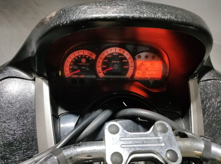 Мотоцикл Yamaha MAJESTY 250 с пробегом 27590 km