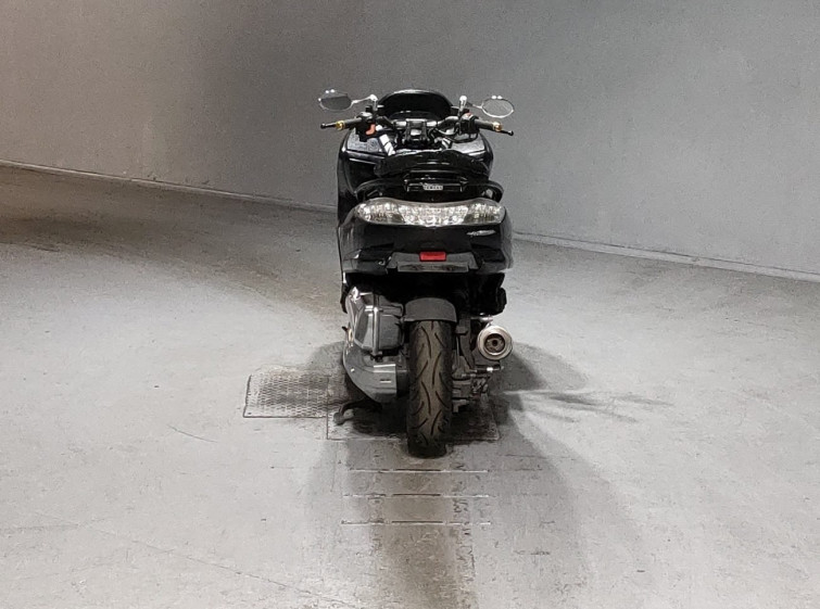 Мотоцикл Yamaha MAJESTY 250 с пробегом 27590 km