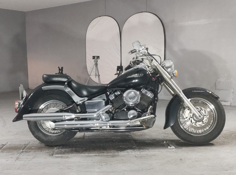 Мотоцикл Yamaha DRAGSTAR XVS400 CLASSIC