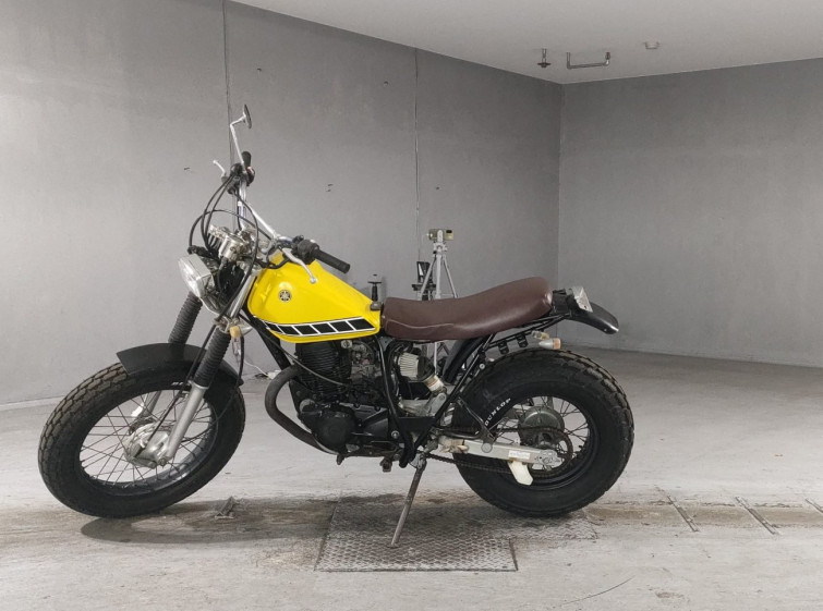 Мотоцикл Yamaha TW200 з пробігом 9509 km