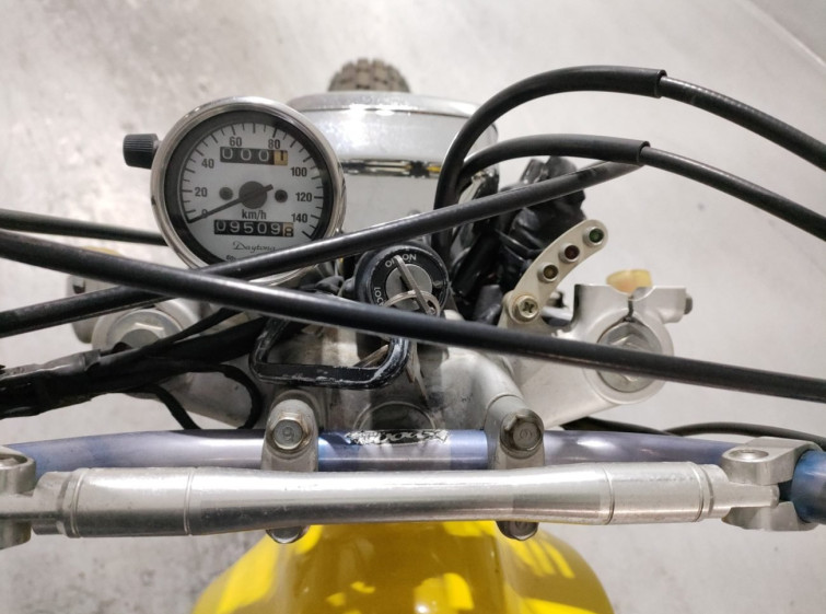Мотоцикл Yamaha TW200 з пробігом 9509 km