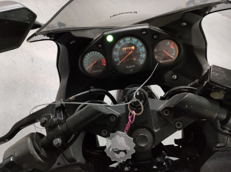 Мотоцикл Kawasaki NINJA250R з пробігом 28733 km