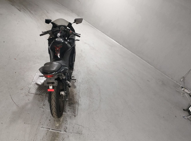 Мотоцикл Kawasaki NINJA250R з пробігом 28733 km