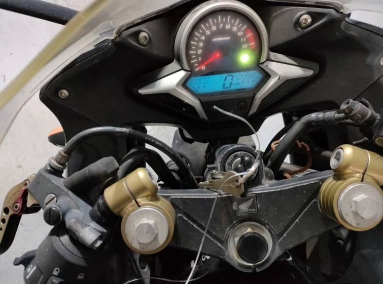 Мотоцикл Honda CBR250R с пробегом 41555 km