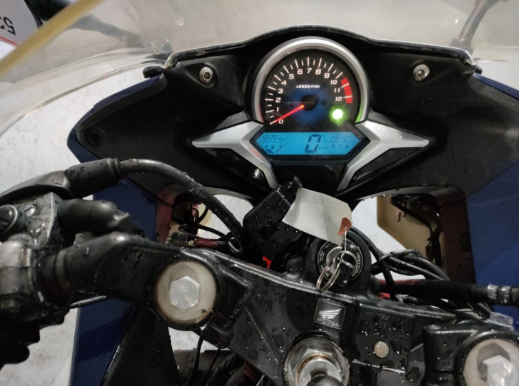 Мотоцикл Honda CBR250R с пробегом 34210 km