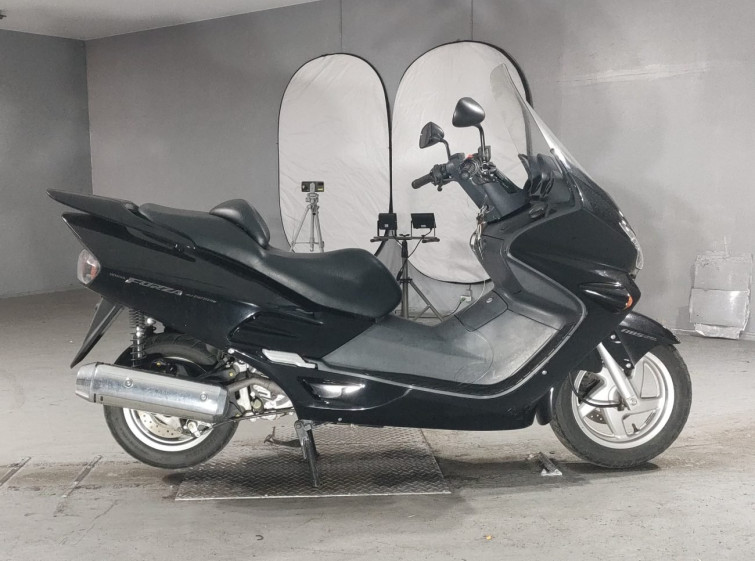 Мотоцикл Honda FORZA S з пробігом 7354 km