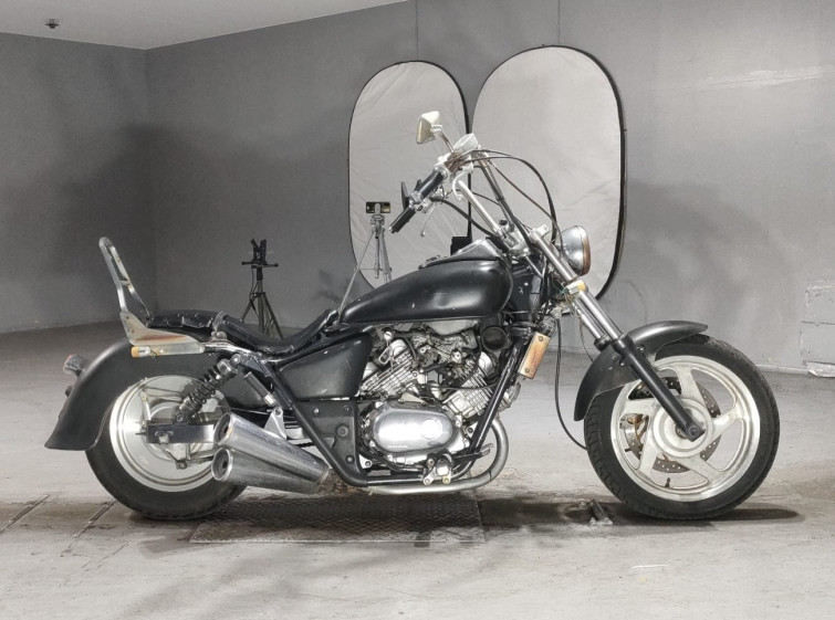 Мотоцикл Honda MAGNA250 с пробегом 15529 km