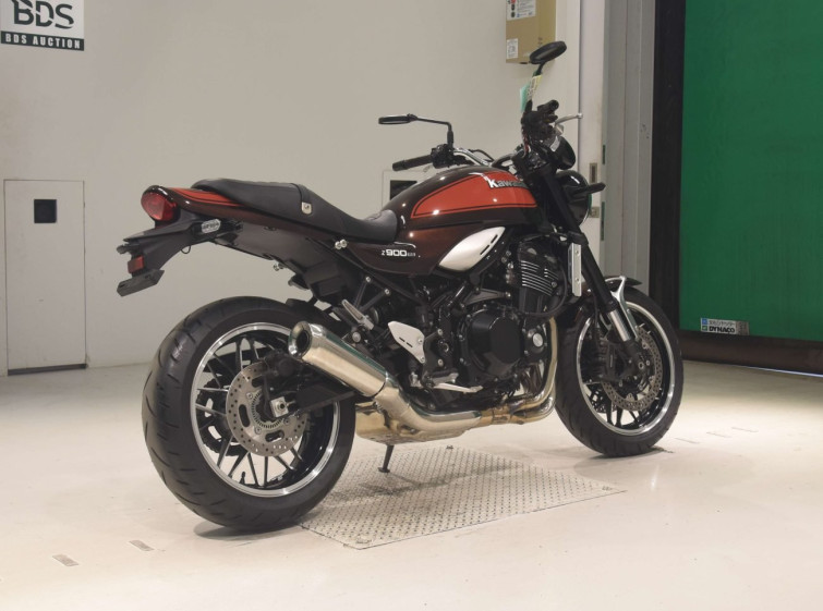 Мотоцикл Kawasaki Z900RS с пробегом 2870 km