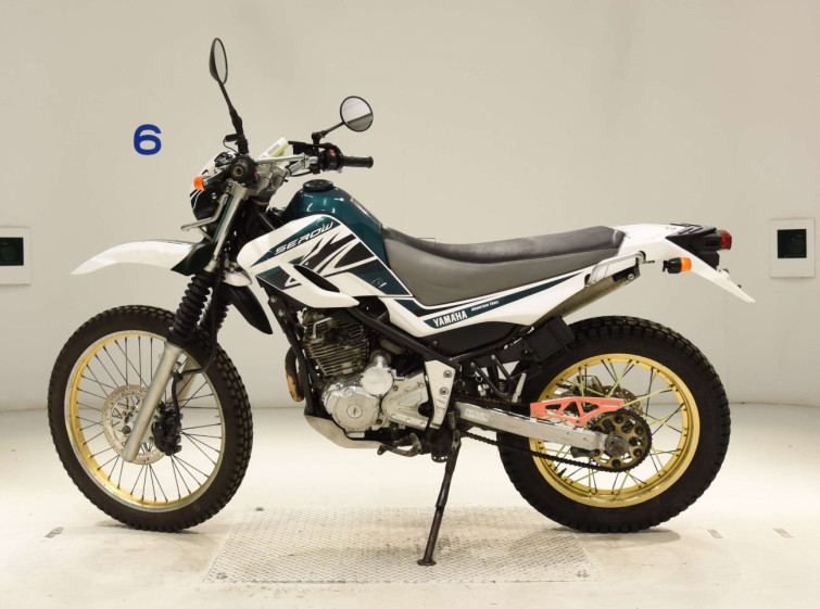 Мотоцикл Yamaha SEROW XT250 с пробегом 94113 km