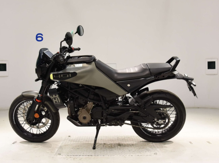 Мотоцикл Husqvarna SVARTPILEN 401 с пробегом 27598 km