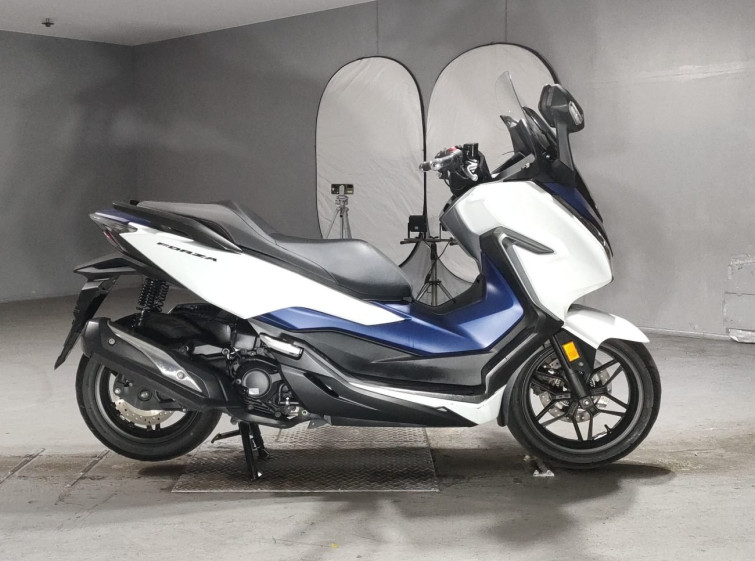 Мотоцикл Honda FORZA з пробігом 43034 km