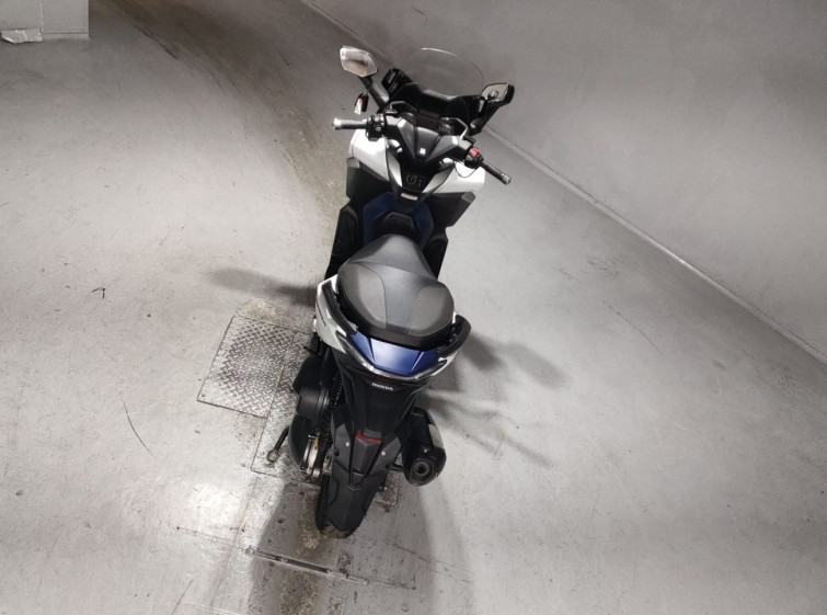 Мотоцикл Honda FORZA з пробігом 43034 km