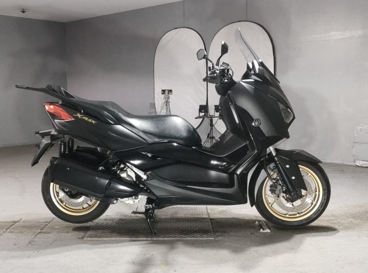 Мотоцикл Yamaha X-MAX250 с пробегом 27323 km