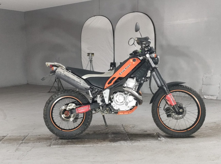 Мотоцикл Yamaha TRICKER с пробегом 7349 km