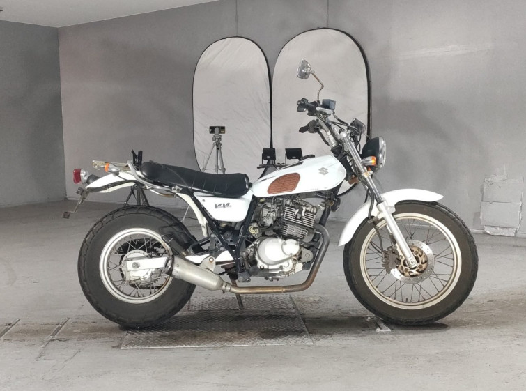 Мотоцикл Suzuki VAN VAN 200 с пробегом 30405 km