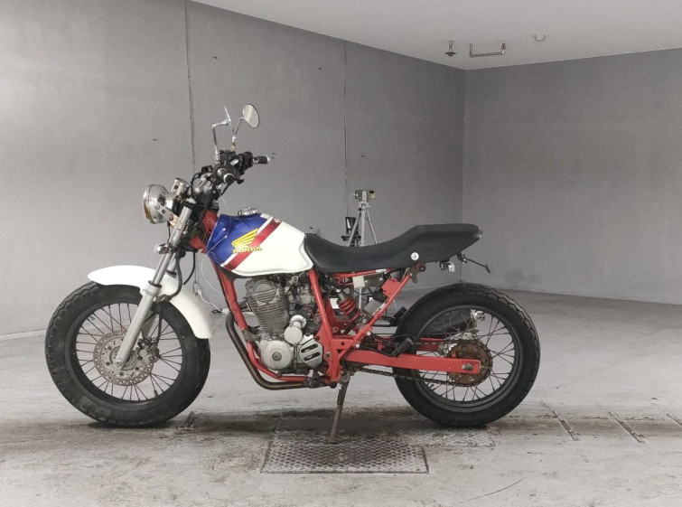 Мотоцикл Honda FTR223 с пробегом 2245 km