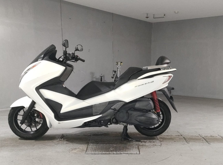 Мотоцикл Honda FORZA SI с пробегом 30098 km